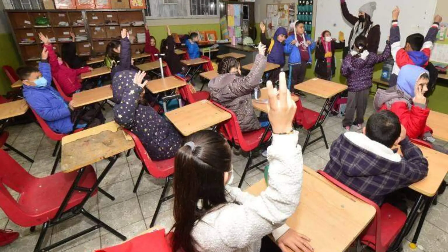 niños escuela clases primaria